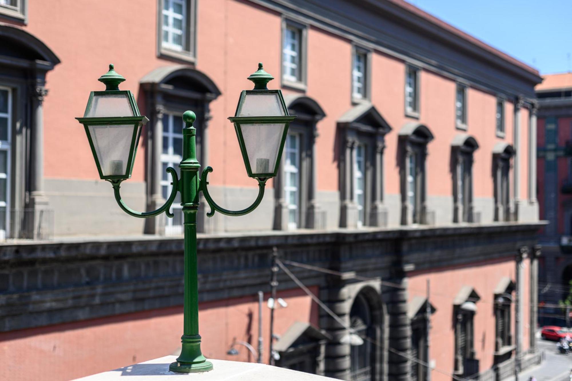 Into Mann Hotel Naples Exterior photo