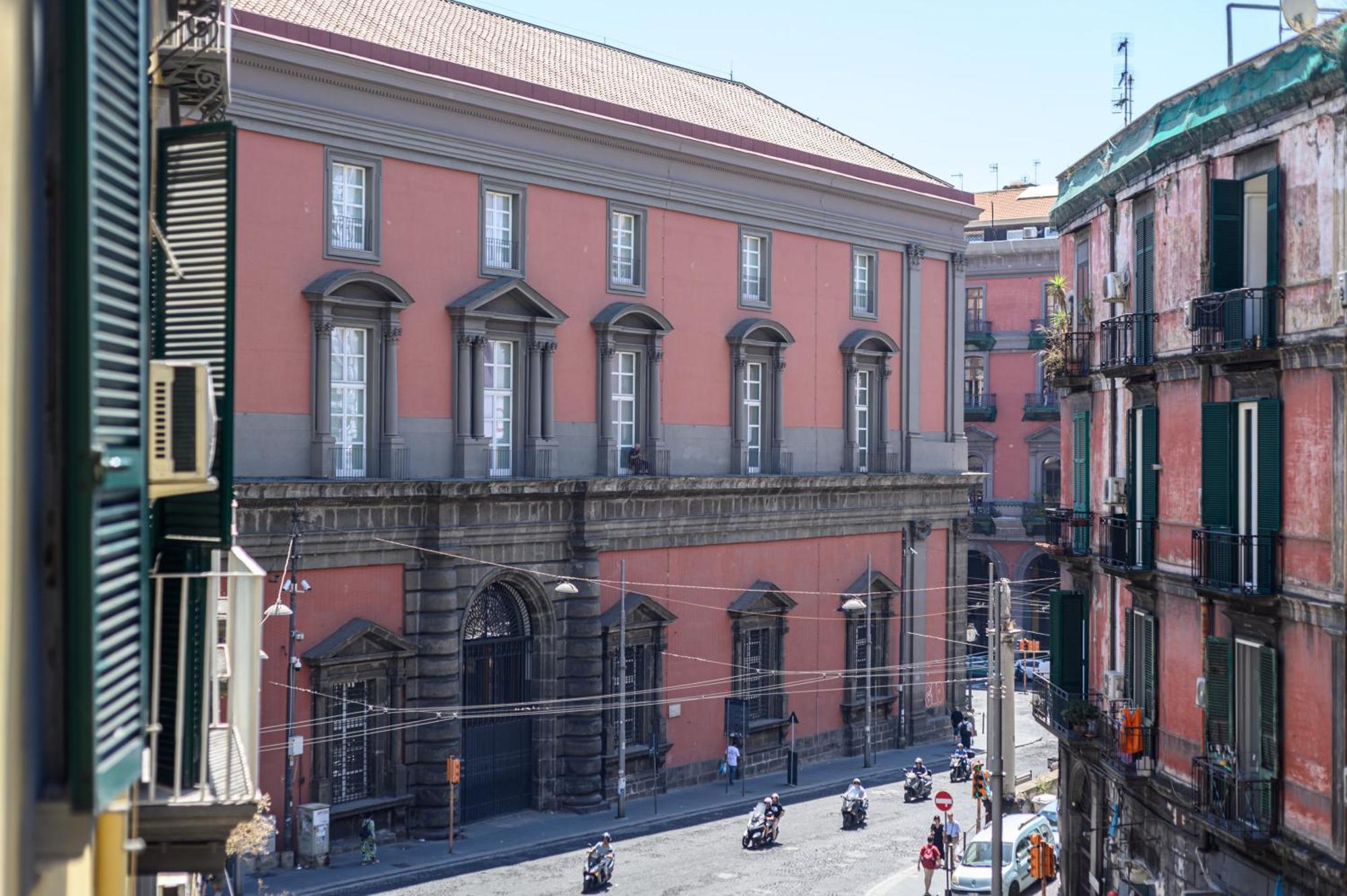 Into Mann Hotel Naples Exterior photo
